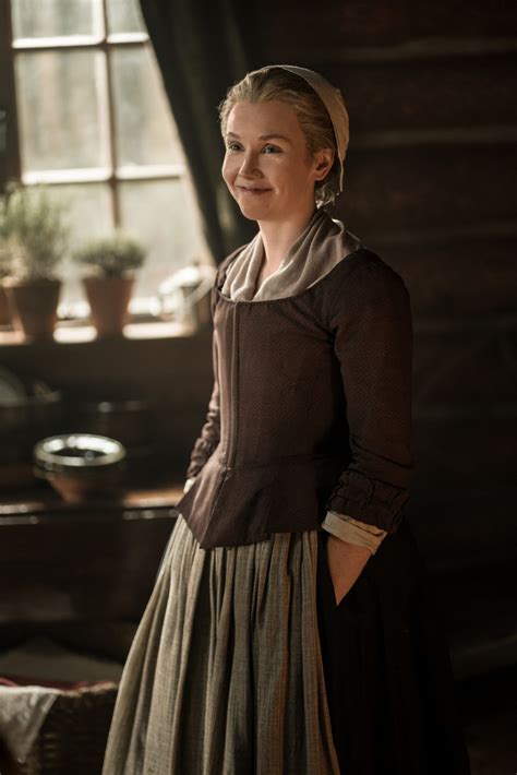 lauren lyle nackt|Lauren Lyle Breasts Scene in Outlander